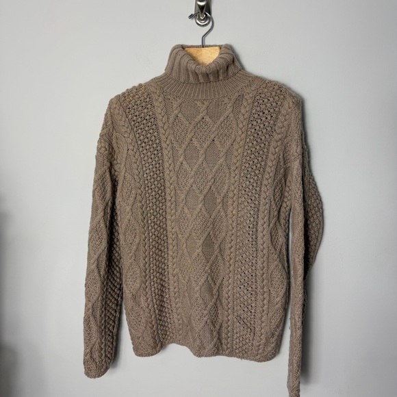J. Crew Vintage 100% Wool Turtleneck Cable Knit Fisherman Sweater Brown Tan D